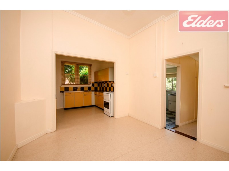 593 Broad Street, East Albury NSW 2640