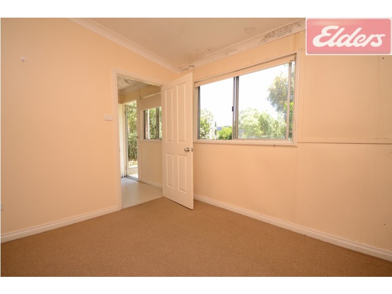 593 Broad Street, East Albury NSW 2640