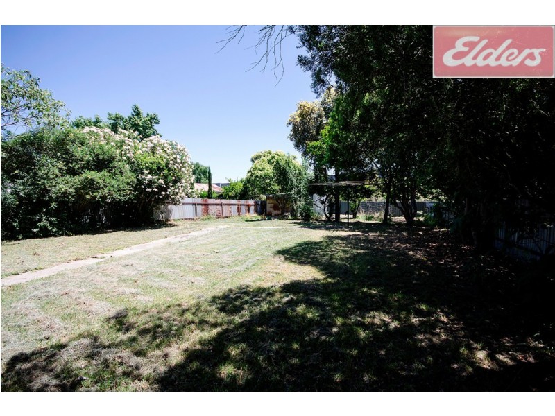 593 Broad Street, East Albury NSW 2640