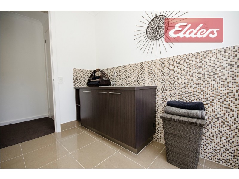 14 Riverside Boulevard, Killara VIC 3691