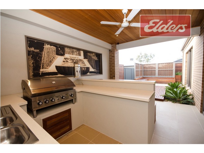 14 Riverside Boulevard, Killara VIC 3691