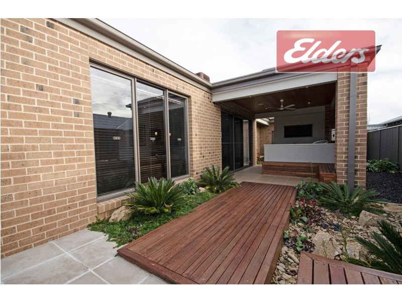 14 Riverside Boulevard, Killara VIC 3691