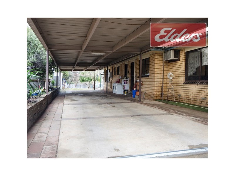 591 Hague Street, Lavington NSW 2641