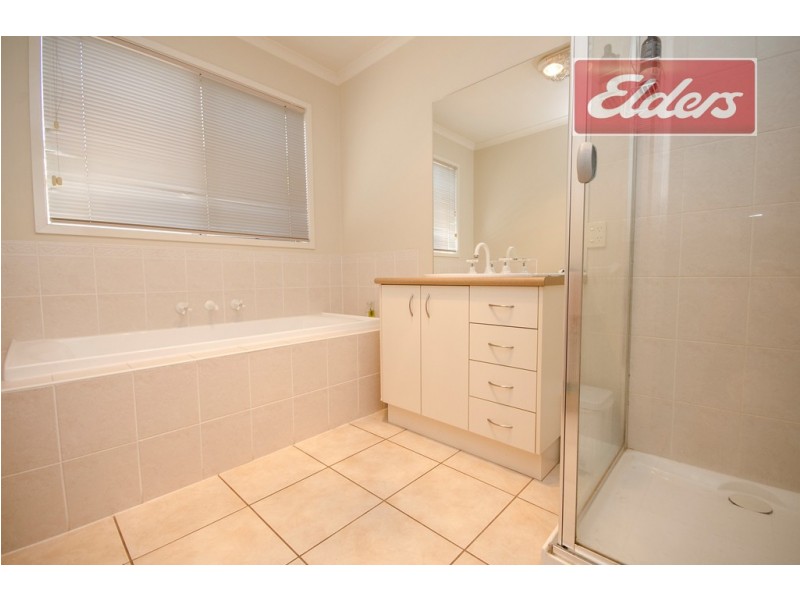 14 Castle Creek Road, Wodonga VIC 3690