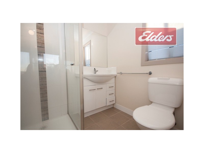 18 Murray Way, West Wodonga VIC 3690
