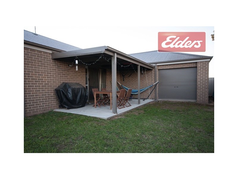 18 Murray Way, West Wodonga VIC 3690