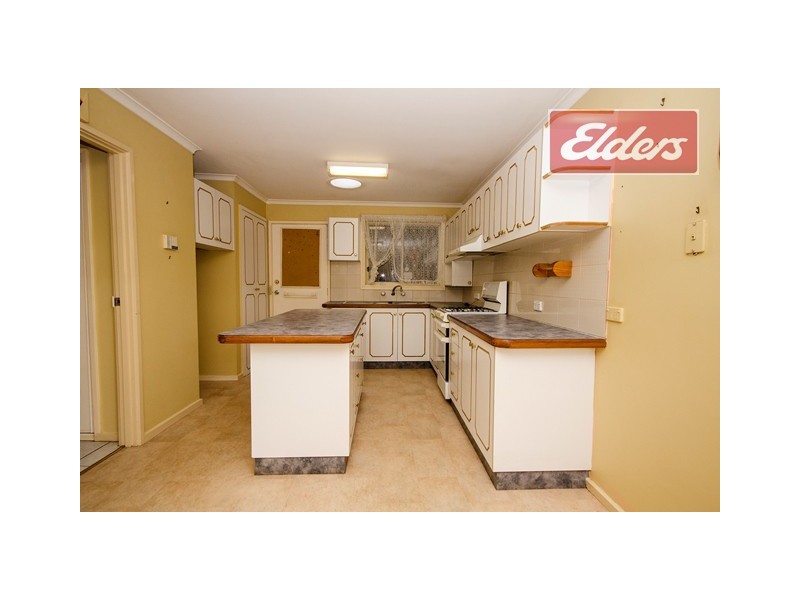 30 Emerald Avenue, Wodonga VIC 3690