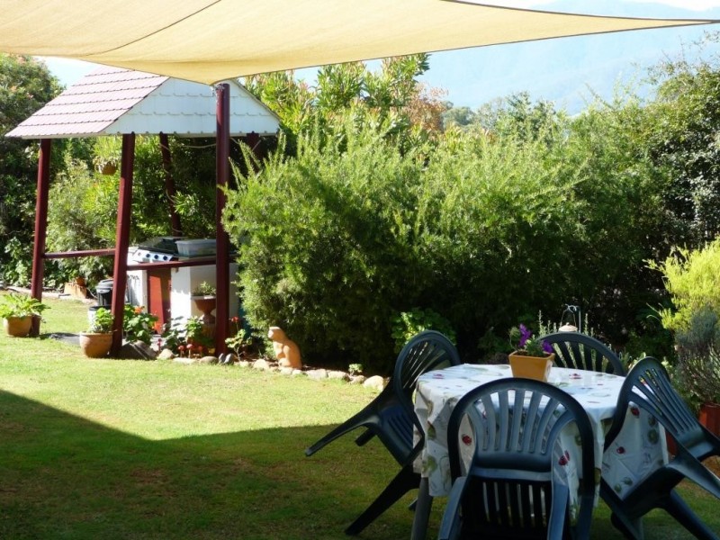 184-186 Kiewa Valley Highway, Mount Beauty VIC 3699