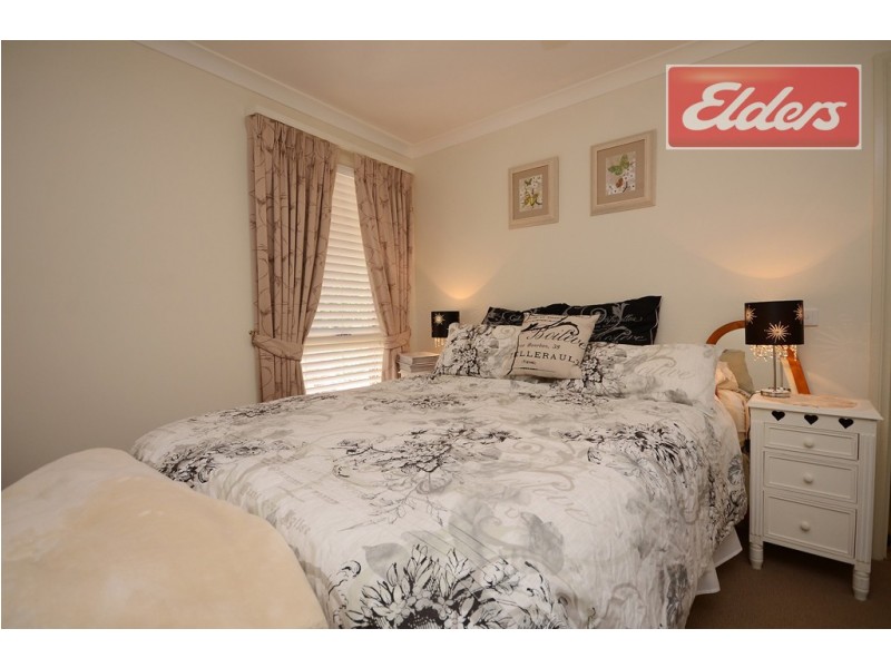 14 Treecreeper Street, Thurgoona NSW 2640