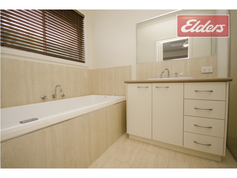 14 Mulberry Court, Thurgoona NSW 2640