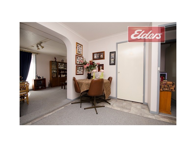 400 Dick Road, Lavington NSW 2641