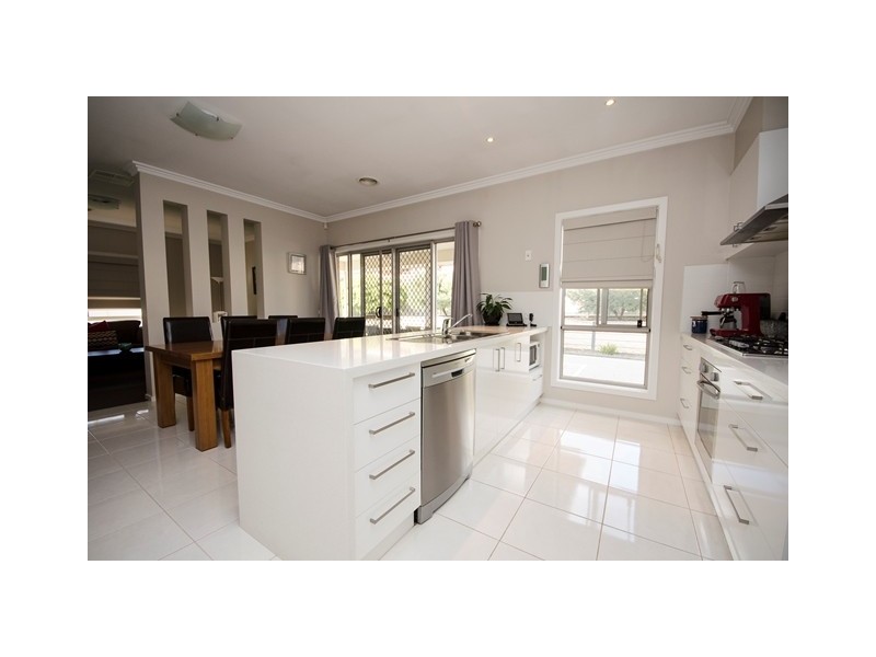 66 NEWTON CIRCUIT, Thurgoona NSW 2640