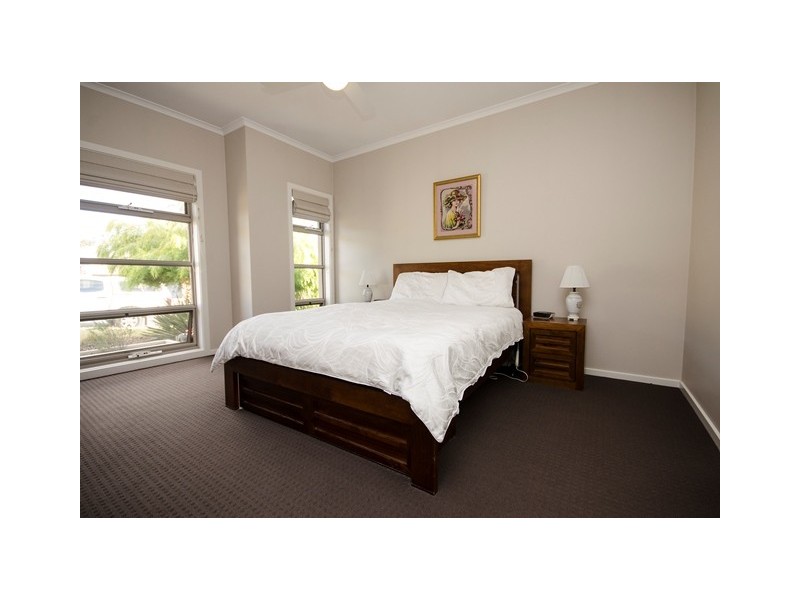 66 NEWTON CIRCUIT, Thurgoona NSW 2640