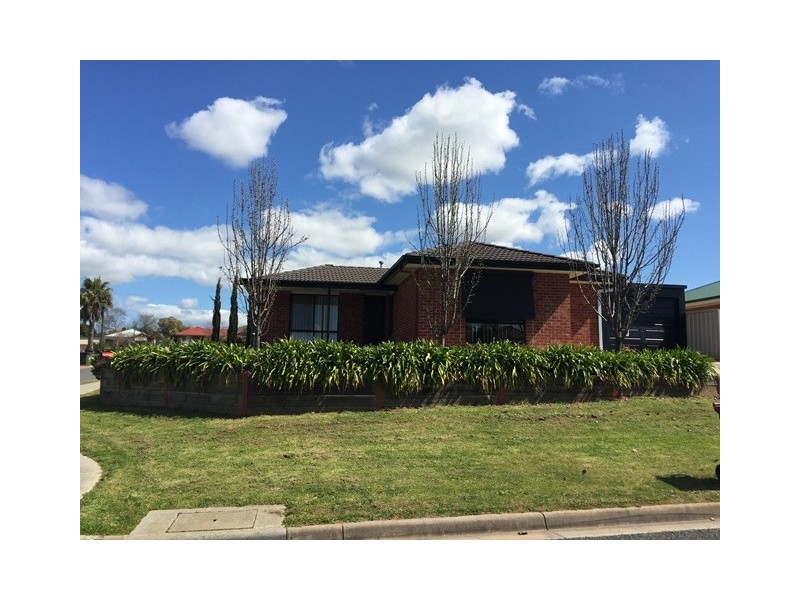 51 Nightingale Avenue, Wodonga VIC 3690