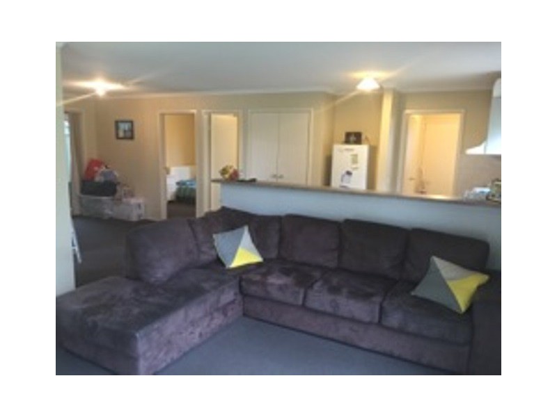 8 Quinlivan Place, Wodonga VIC 3690