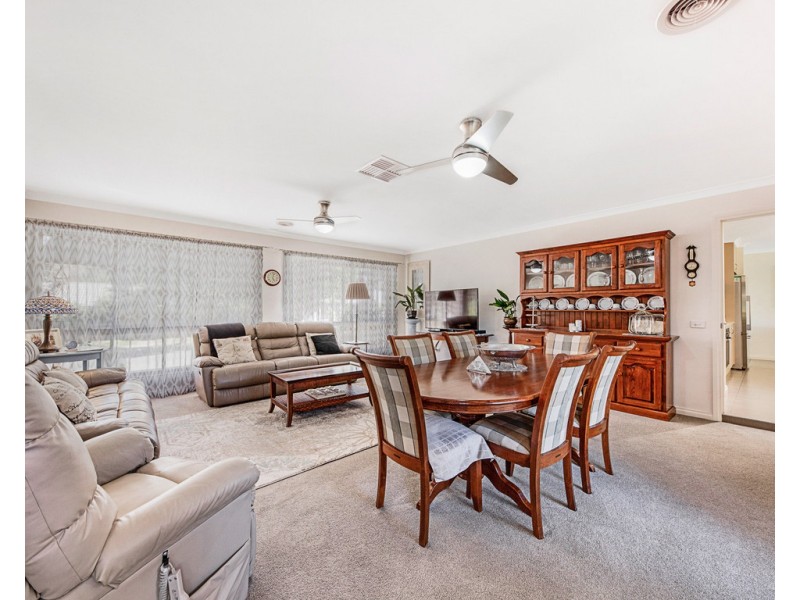 4 Whistler Concourse, Wodonga VIC 3690