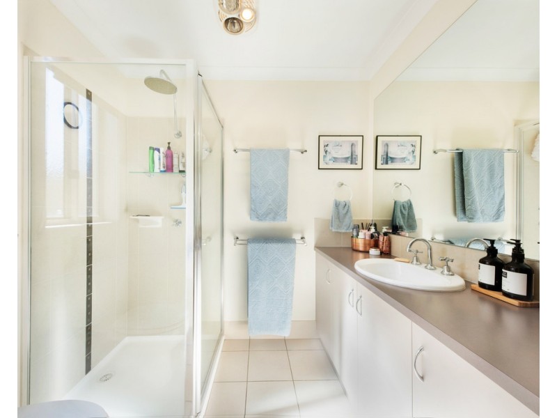 4 Whistler Concourse, Wodonga VIC 3690