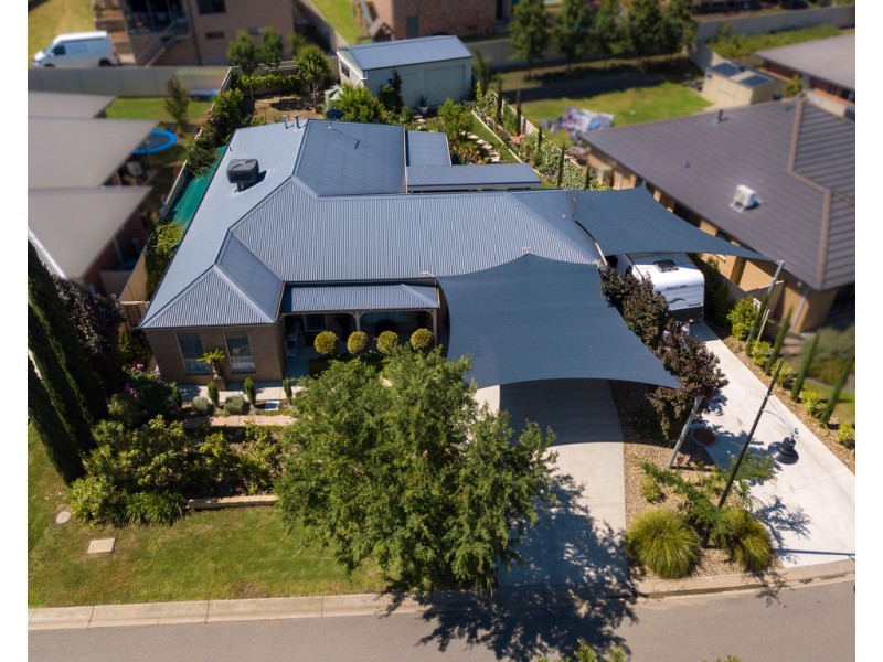 4 Whistler Concourse, Wodonga VIC 3690