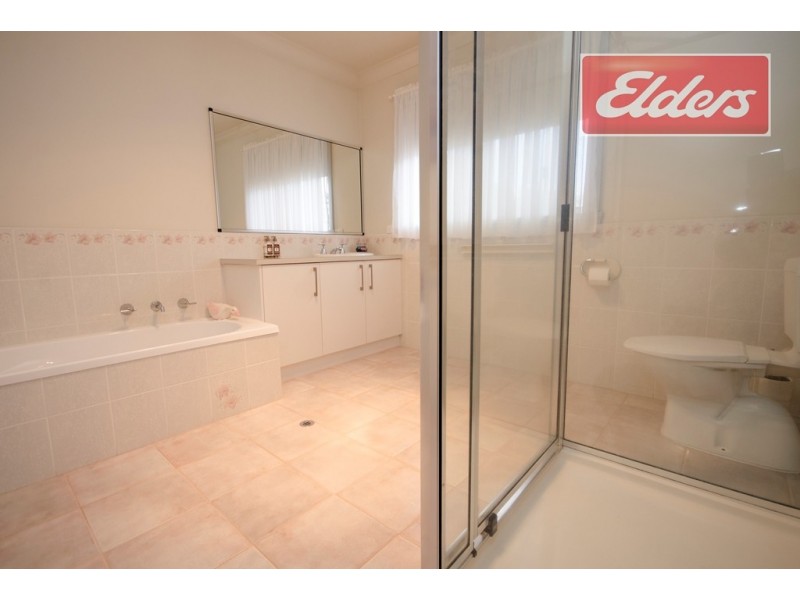 7 Golflinks Avenue, Wodonga VIC 3690