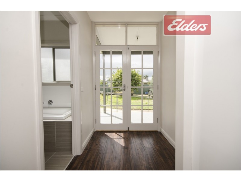 296 Gulpha Street, North Albury NSW 2640