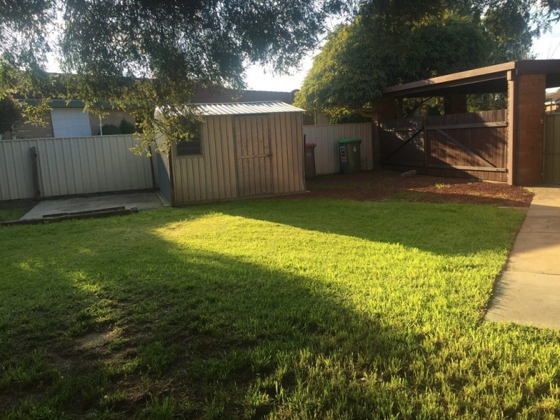 397 ELTON COURT, Lavington NSW 2641