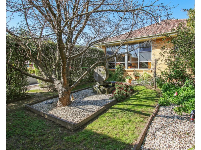 33 Wornes Drive, Wodonga VIC 3690