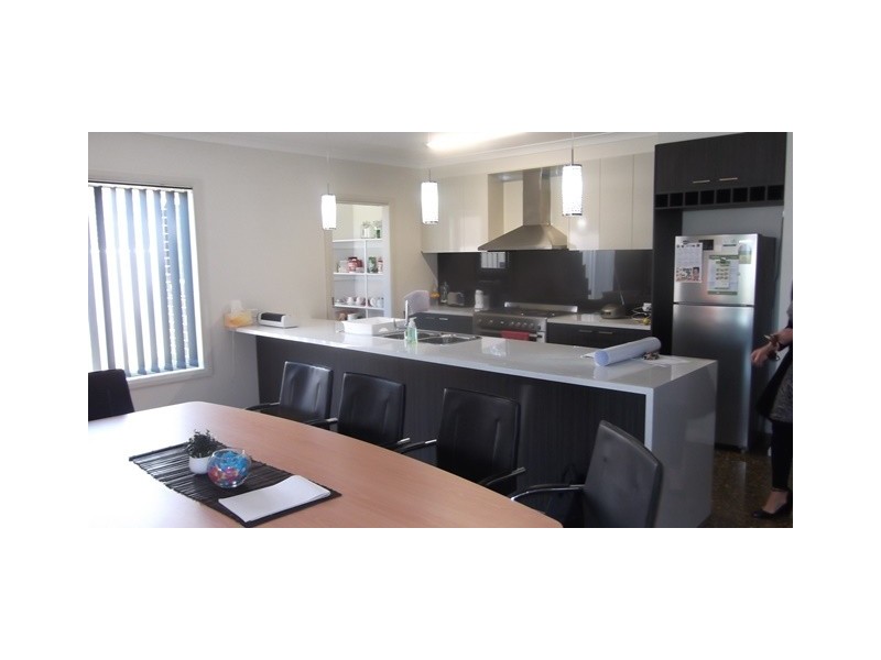 7 MIDDLETON CRESCENT, Wodonga VIC 3690