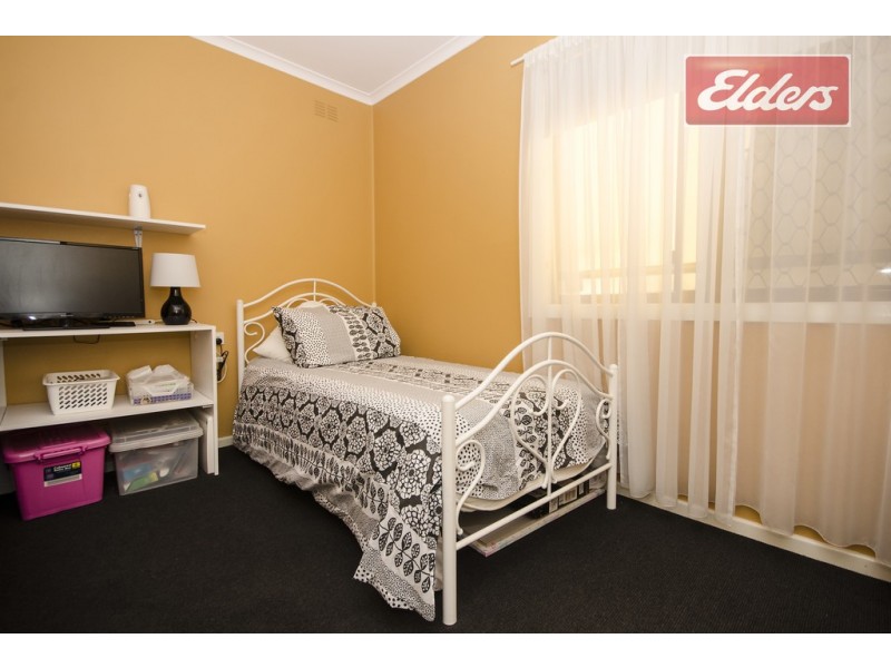 945 Captain Cook Drive, North Albury NSW 2640