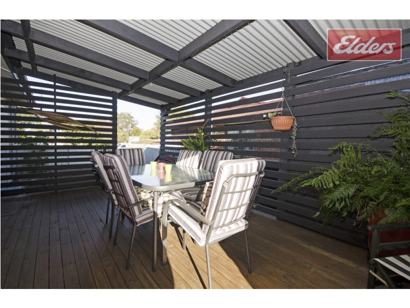 945 Captain Cook Drive, North Albury NSW 2640