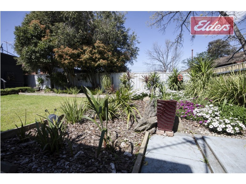 945 Captain Cook Drive, North Albury NSW 2640