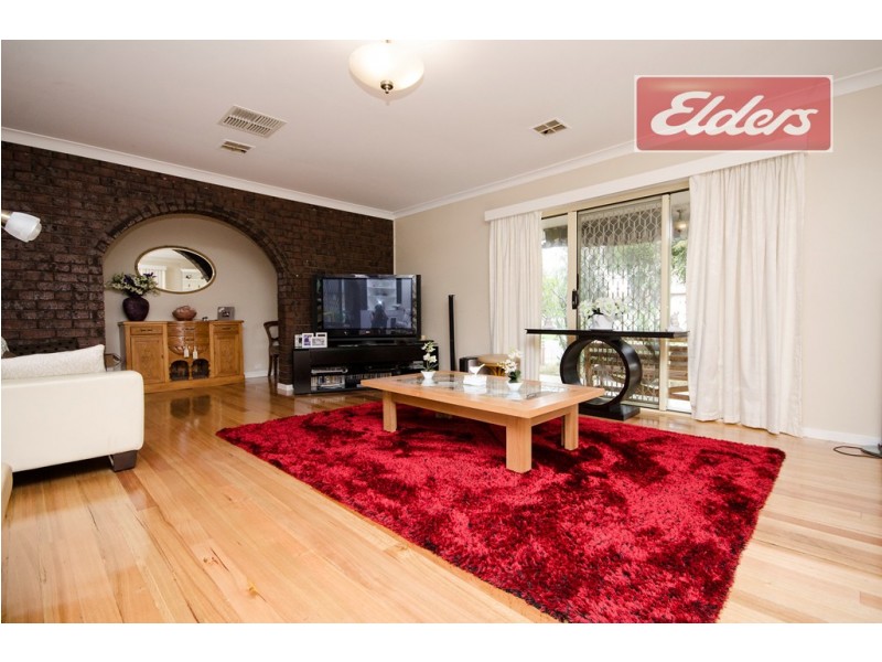 499 Kaitlers Road, Lavington NSW 2641
