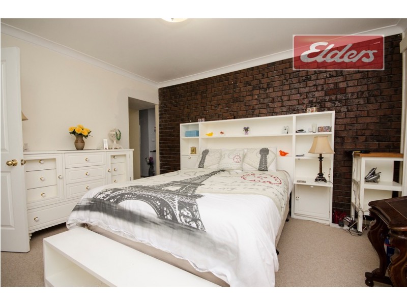 499 Kaitlers Road, Lavington NSW 2641