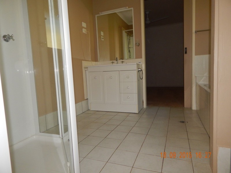 58 Larmer Street, Howlong NSW 2643