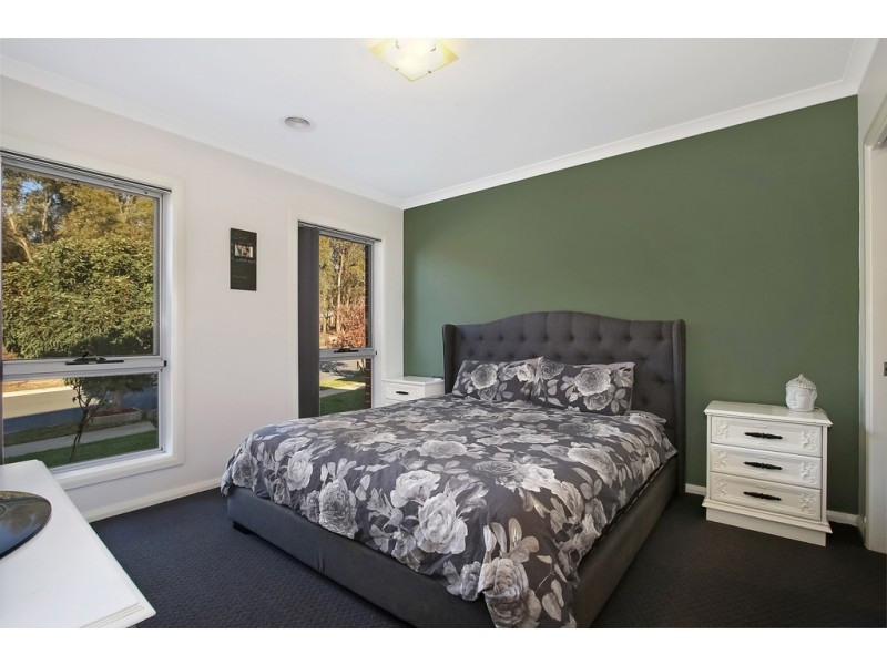 10 Burton Crescent, Wodonga VIC 3690