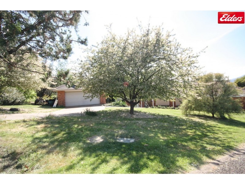 12 Allamar Court, Tawonga South VIC 3698