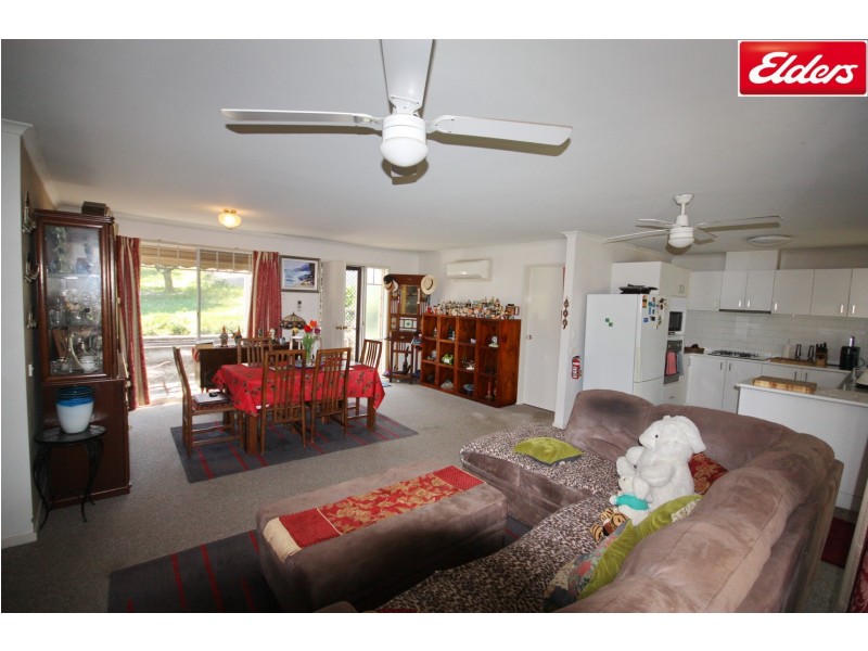 12 Allamar Court, Tawonga South VIC 3698