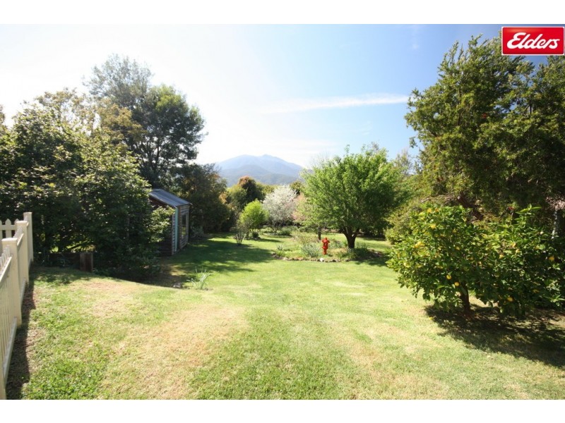 12 Allamar Court, Tawonga South VIC 3698