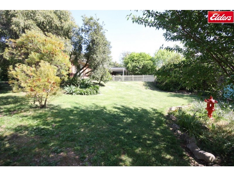 12 Allamar Court, Tawonga South VIC 3698