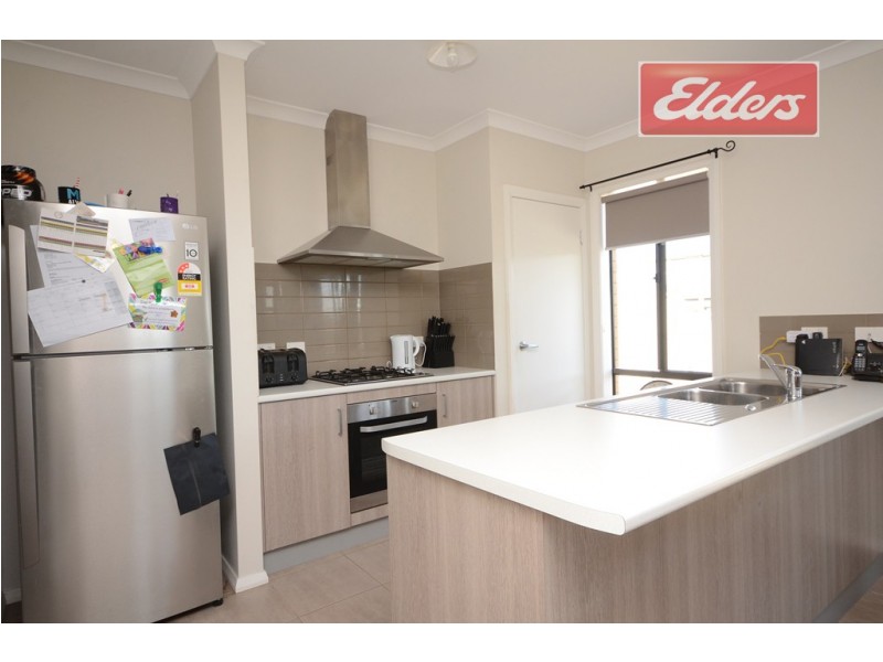 35 Derwent Way, Wodonga VIC 3690