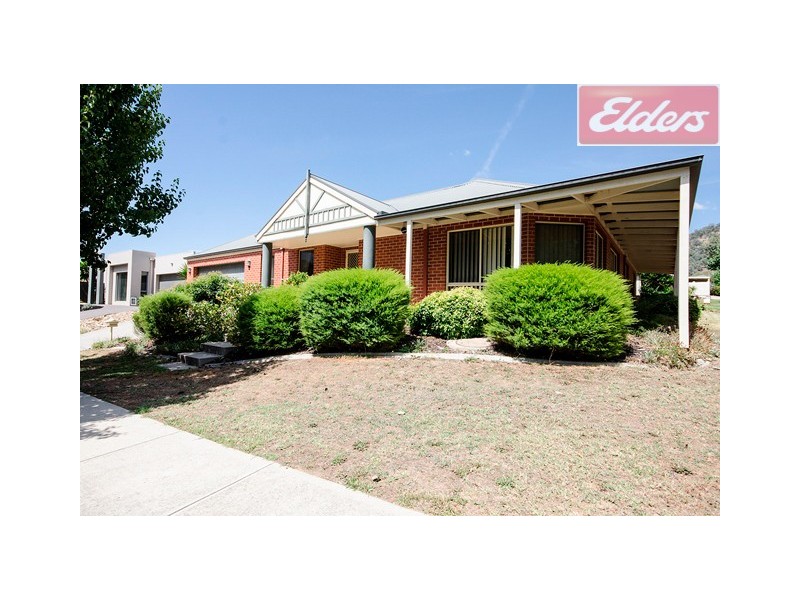 10 Pinehurst Fairway, Wodonga VIC 3690