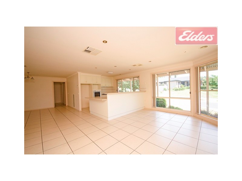 10 Pinehurst Fairway, Wodonga VIC 3690