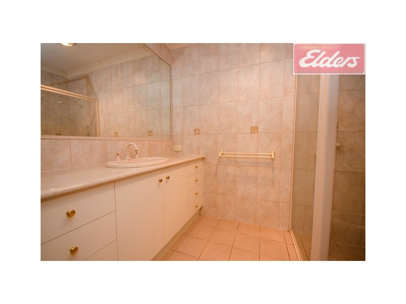 10 Pinehurst Fairway, Wodonga VIC 3690