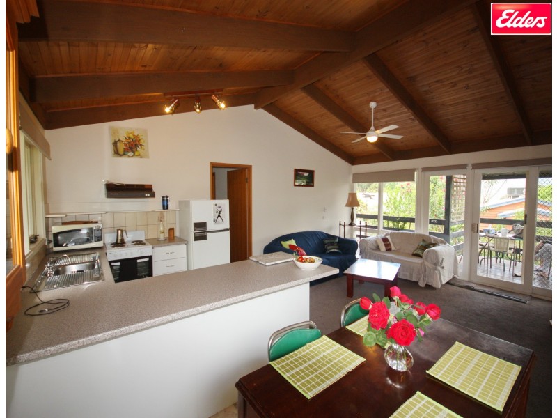 1 Feathertop Street, Tawonga South VIC 3698