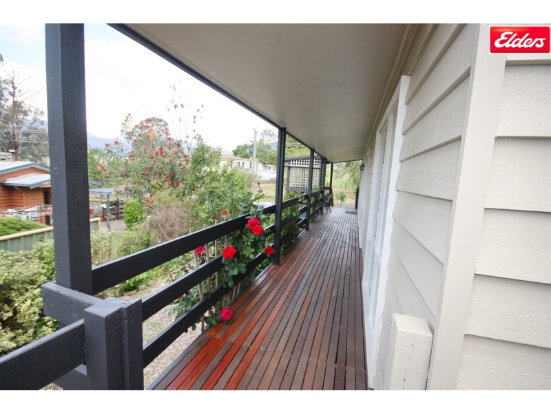 1 Feathertop Street, Tawonga South VIC 3698