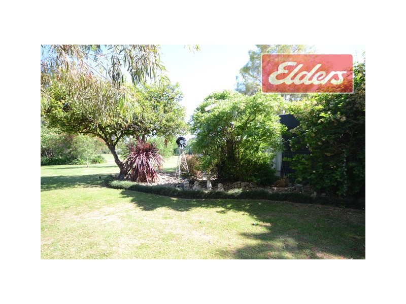 25 and 27 Hovell Street, Wodonga VIC 3690