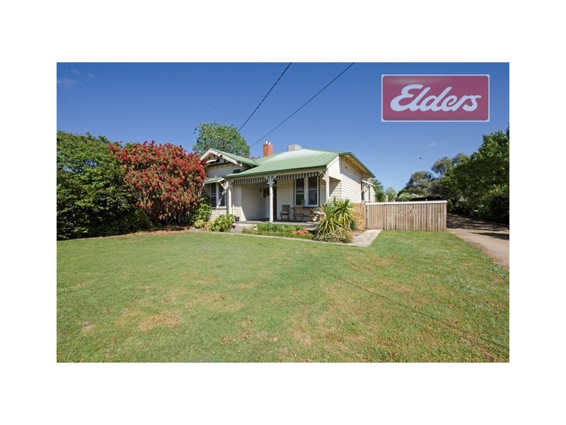 25 and 27 Hovell Street, Wodonga VIC 3690