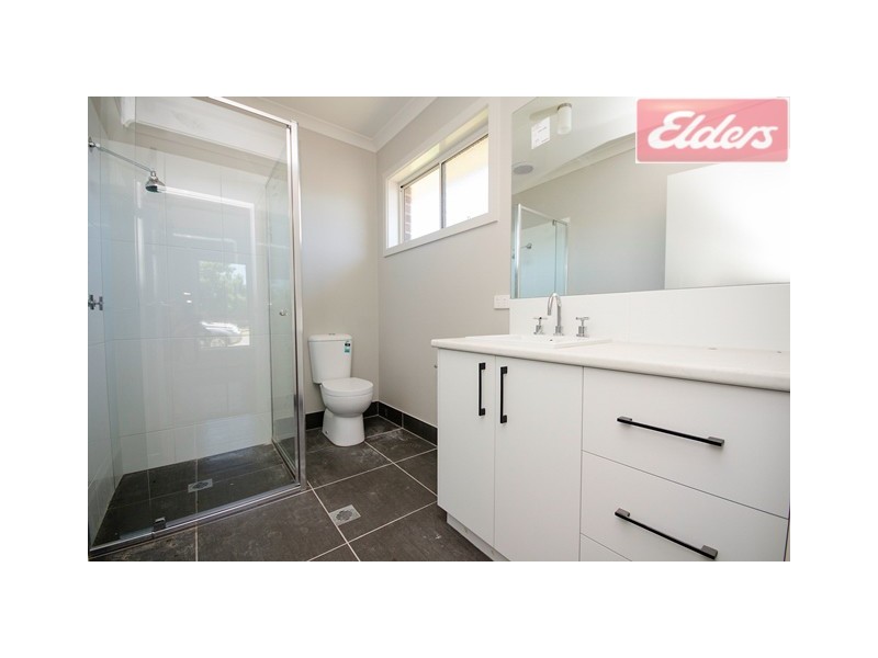 549 Moffat Street, Lavington NSW 2641