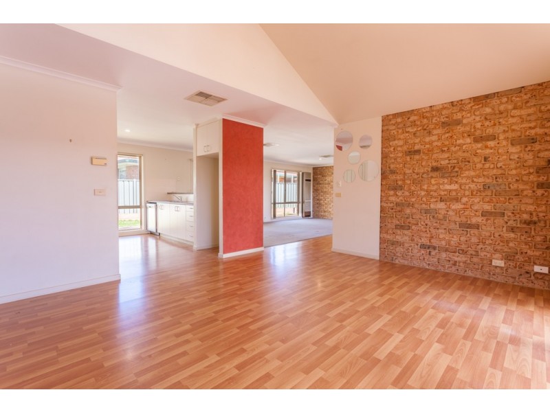 12 Delatite Court, Wodonga VIC 3690