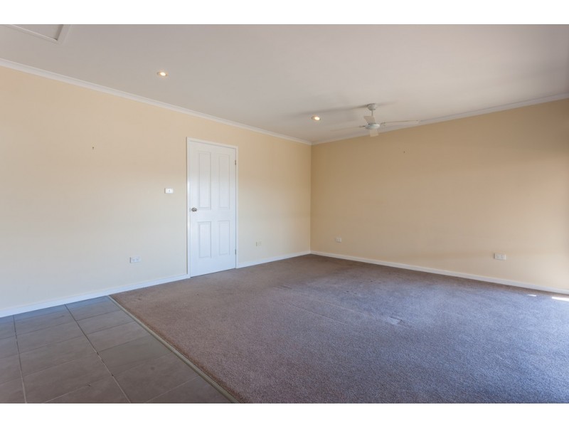 12 Delatite Court, Wodonga VIC 3690