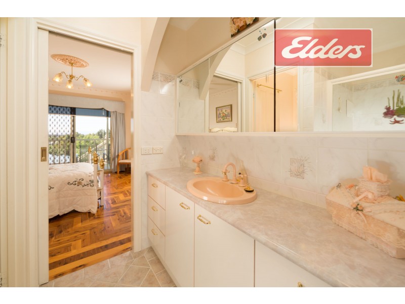 85 Michelle Avenue, Lavington NSW 2641